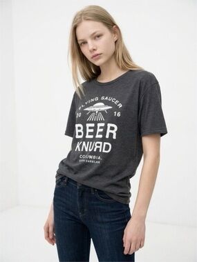 Vintage Graphic T Shirt - Heather Grey- Beer Shirt - Size Medium